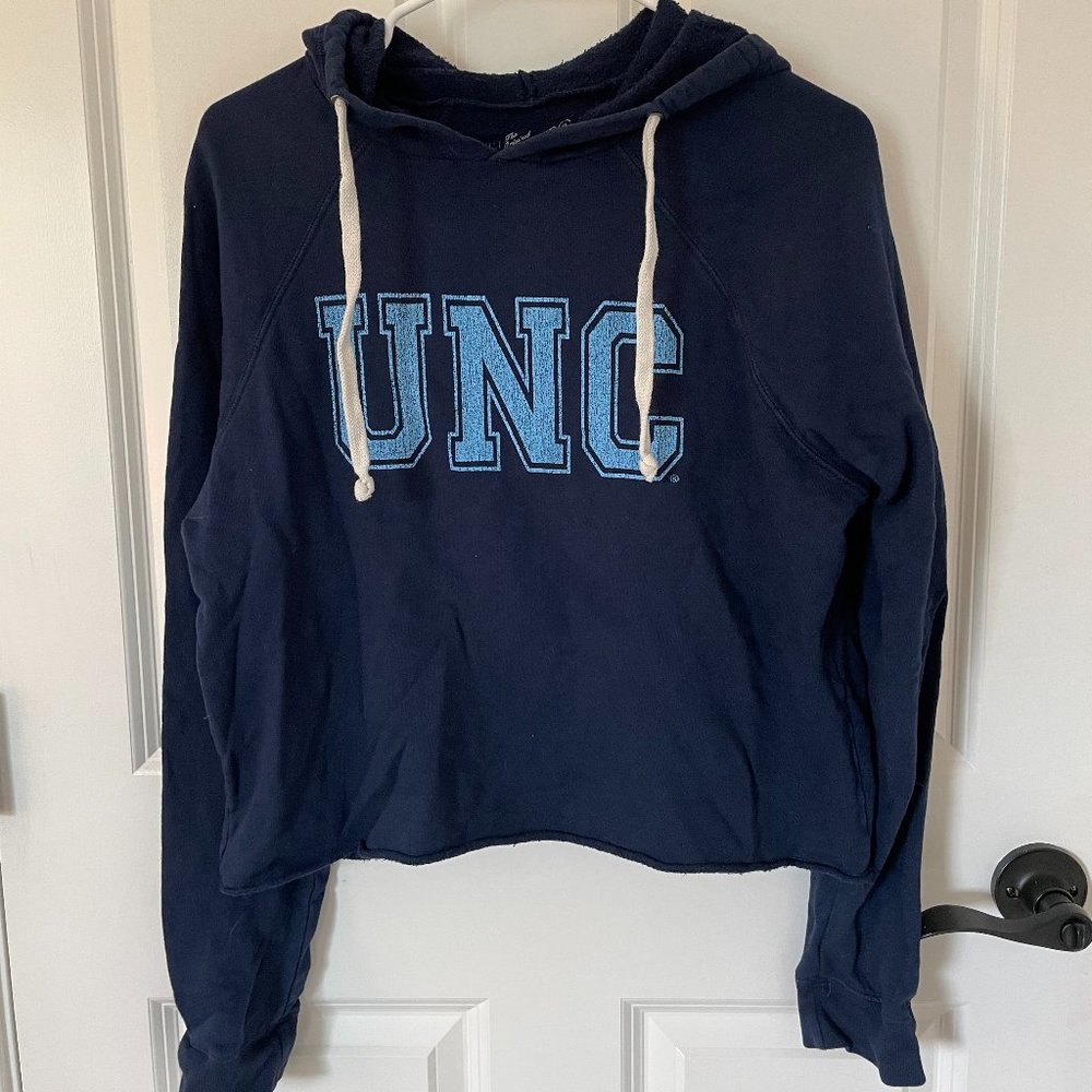 UNC Cropped Hoodie